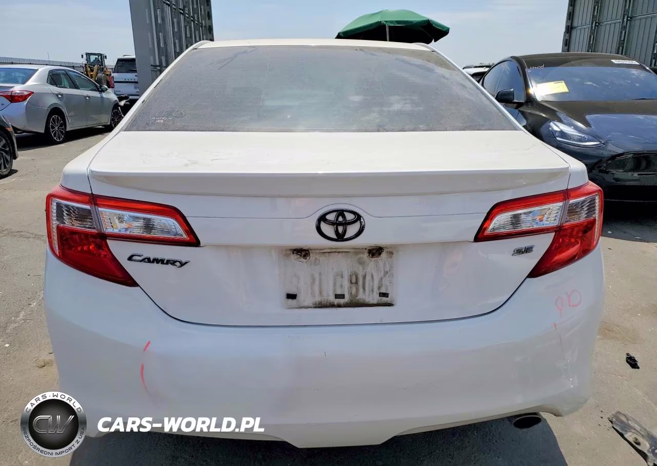 2014 Toyota Camry Se VIN:4T1BF1FK9EU333380 - 6
