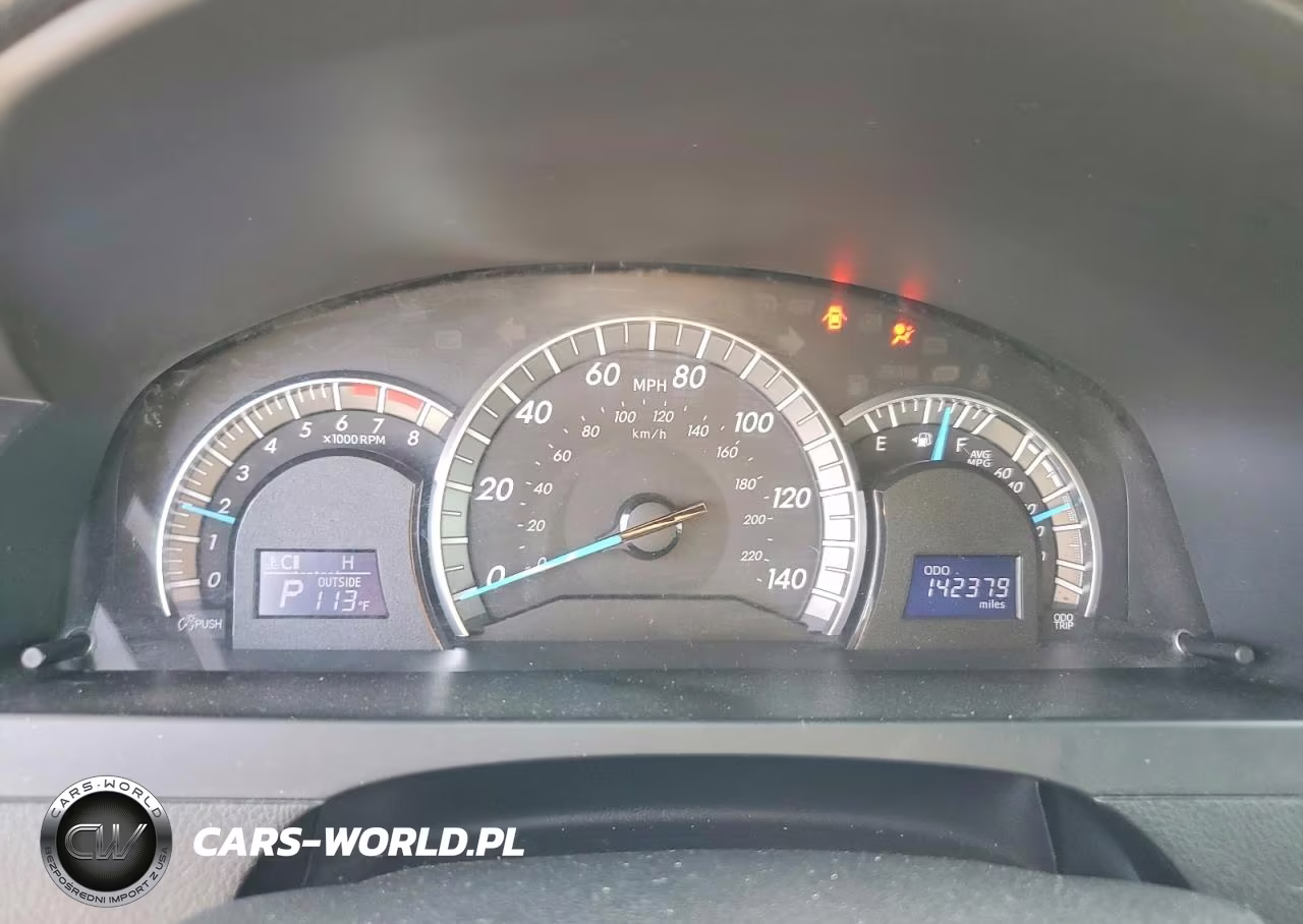 2014 Toyota Camry Se VIN:4T1BF1FK9EU333380 - 9