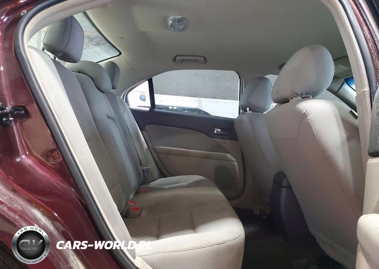 2012 Ford Fusion S VIN:3FAHP0GA2CR347708 - 10