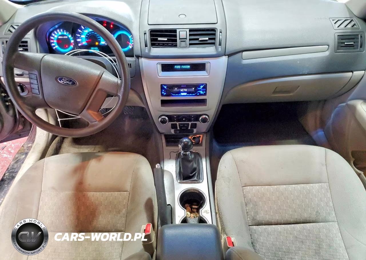 2012 Ford Fusion S VIN:3FAHP0GA2CR347708 - 8