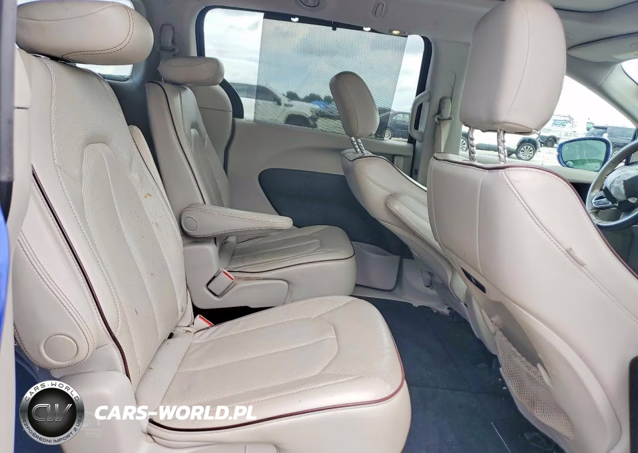 2020 Chrysler Pacifica Limited VIN:2C4RC1GG9LR271866 - 11