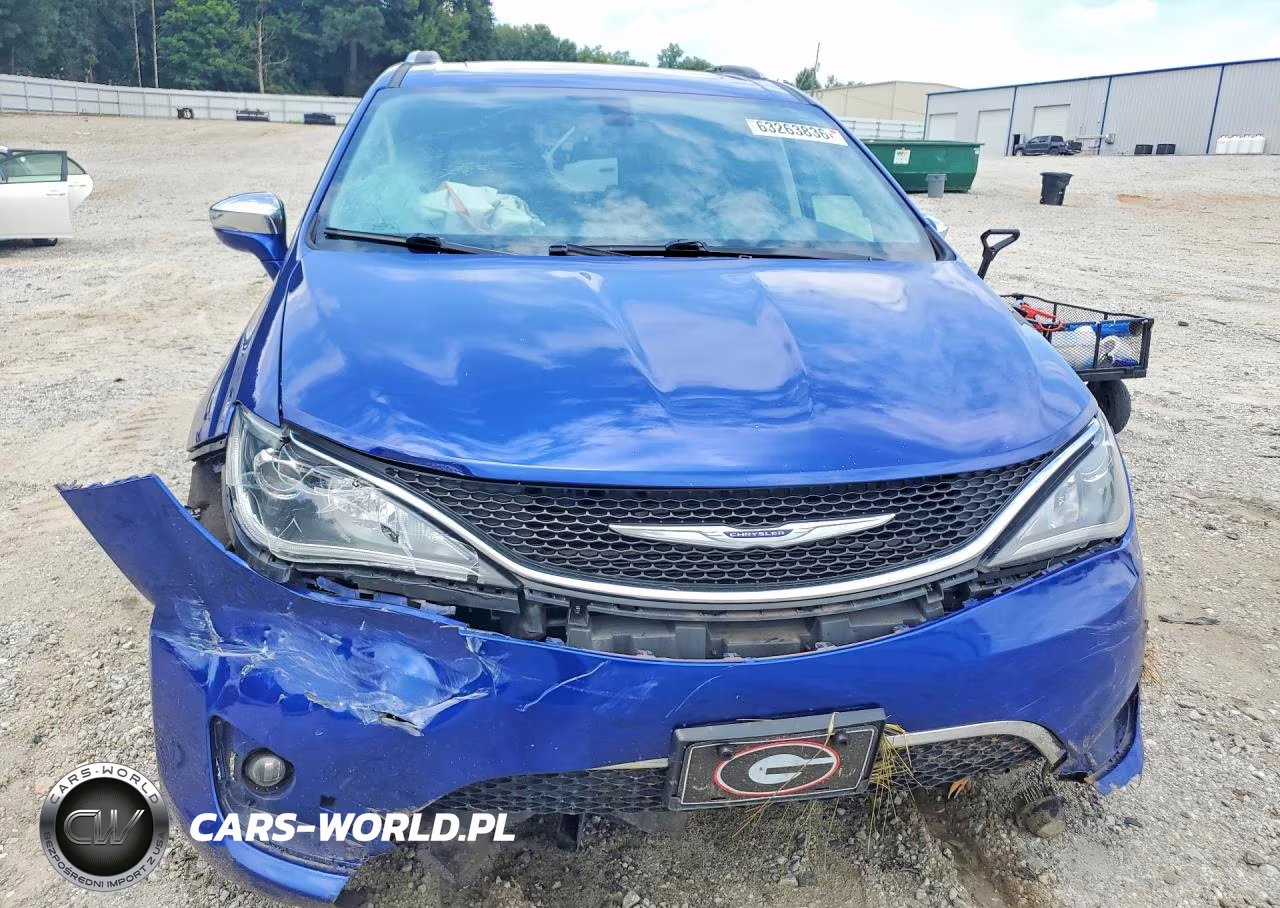 2020 Chrysler Pacifica Limited VIN:2C4RC1GG9LR271866 - 5