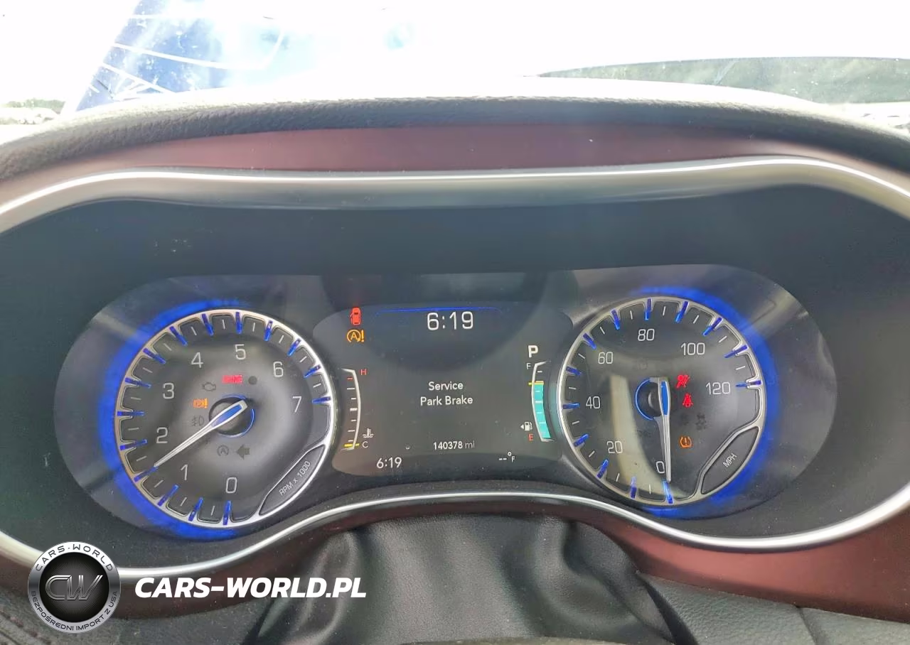 2020 Chrysler Pacifica Limited VIN:2C4RC1GG9LR271866 - 9
