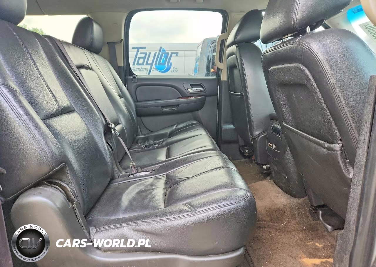 2014 Chevrolet Suburban K1500 Lt VIN:1GNSKJE77ER117907 - 10