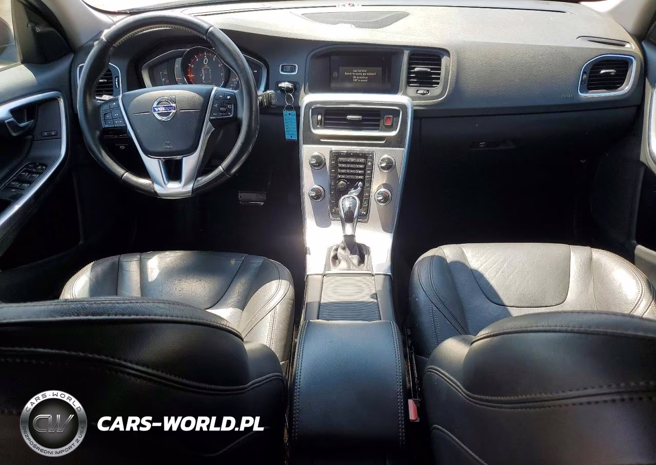 2018 Volvo V60 Cross Country Platinum VIN:YV440MWM7J2045068 - 8