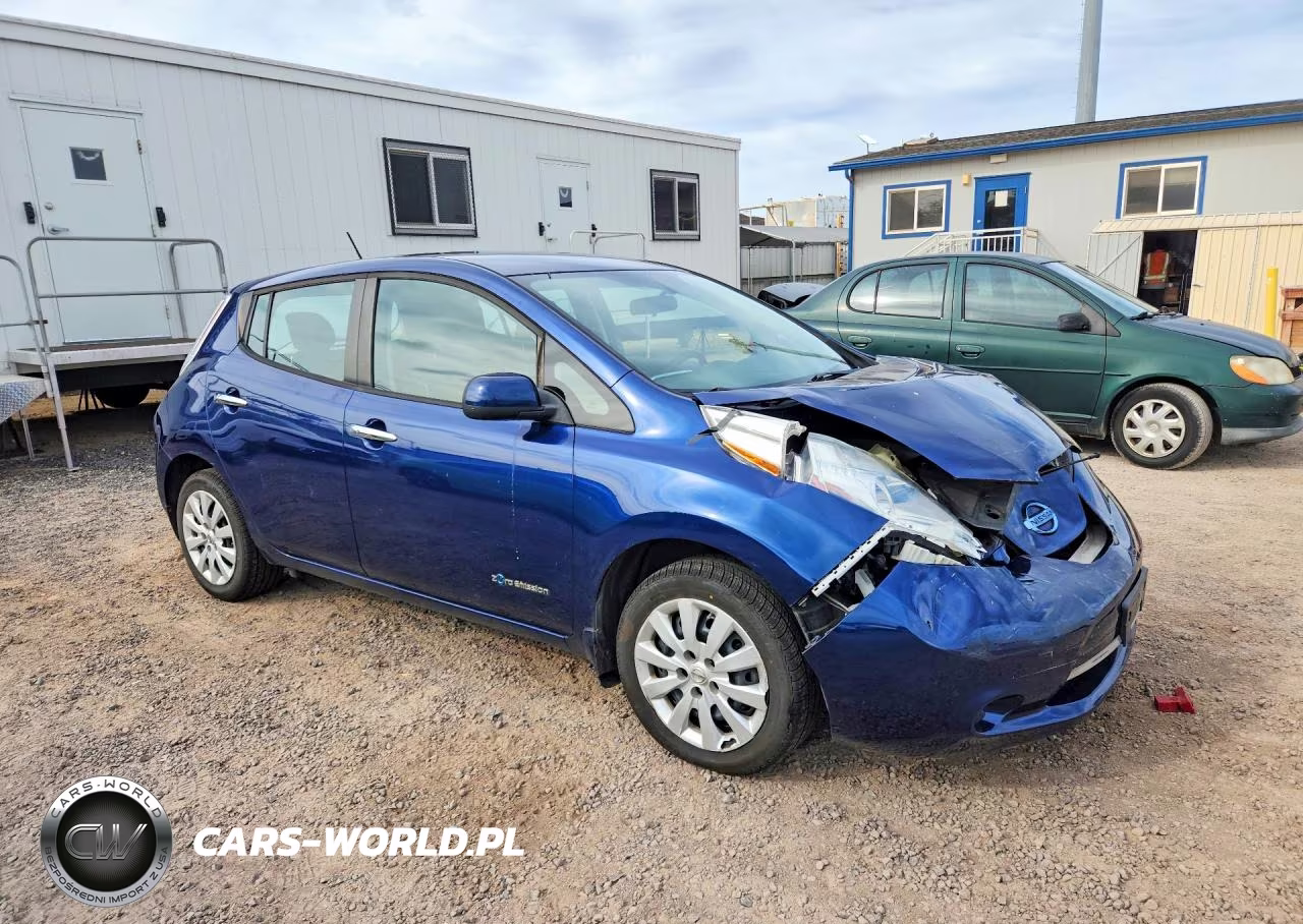 2017 Nissan Leaf S VIN:1N4BZ0CP6HC308233 - 4
