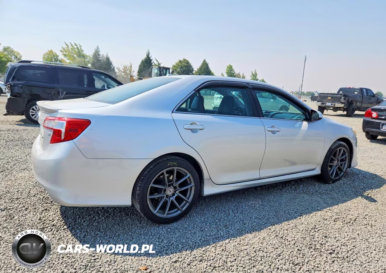 2014 Toyota Camry Se VIN:4T1BF1FK9EU379274 - 3