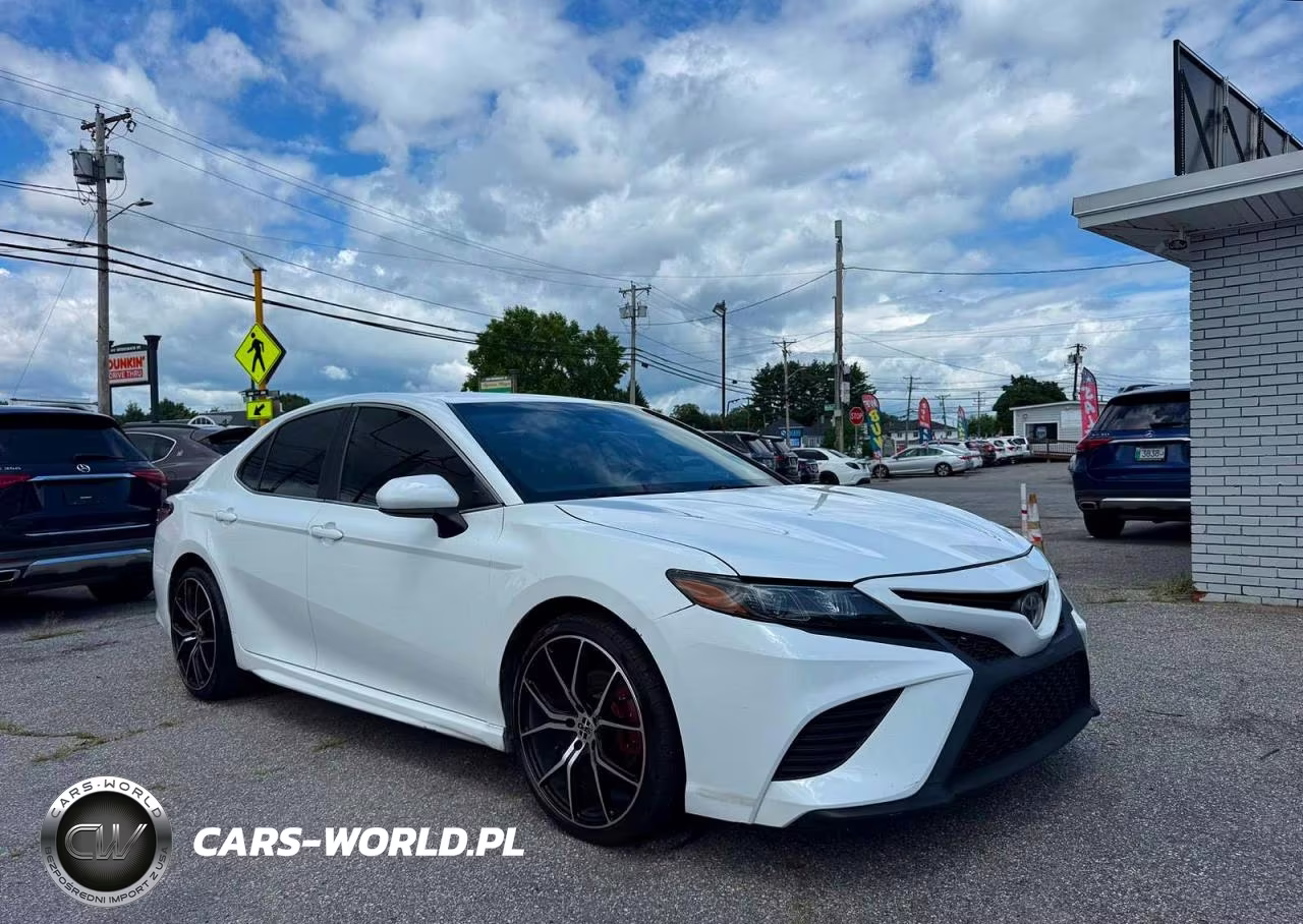 2020 Toyota Camry Se