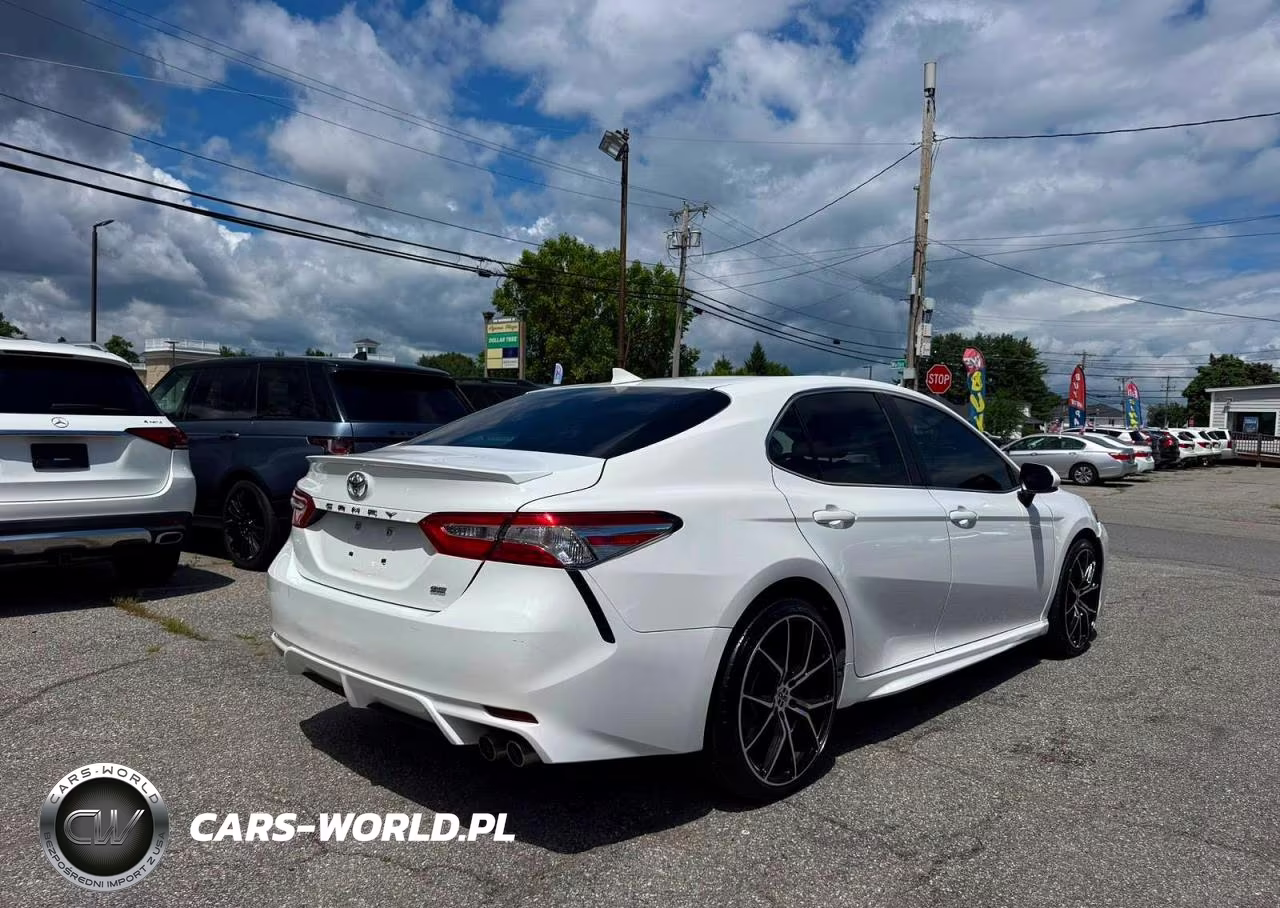 2020 Toyota Camry Se VIN:4T1G11AK0LU353574 - 4