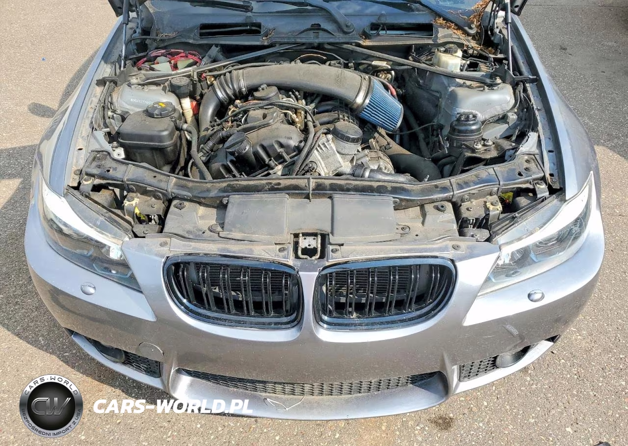 2011 BMW 335 Xi VIN:WBAPL5C57BA920728 - 11
