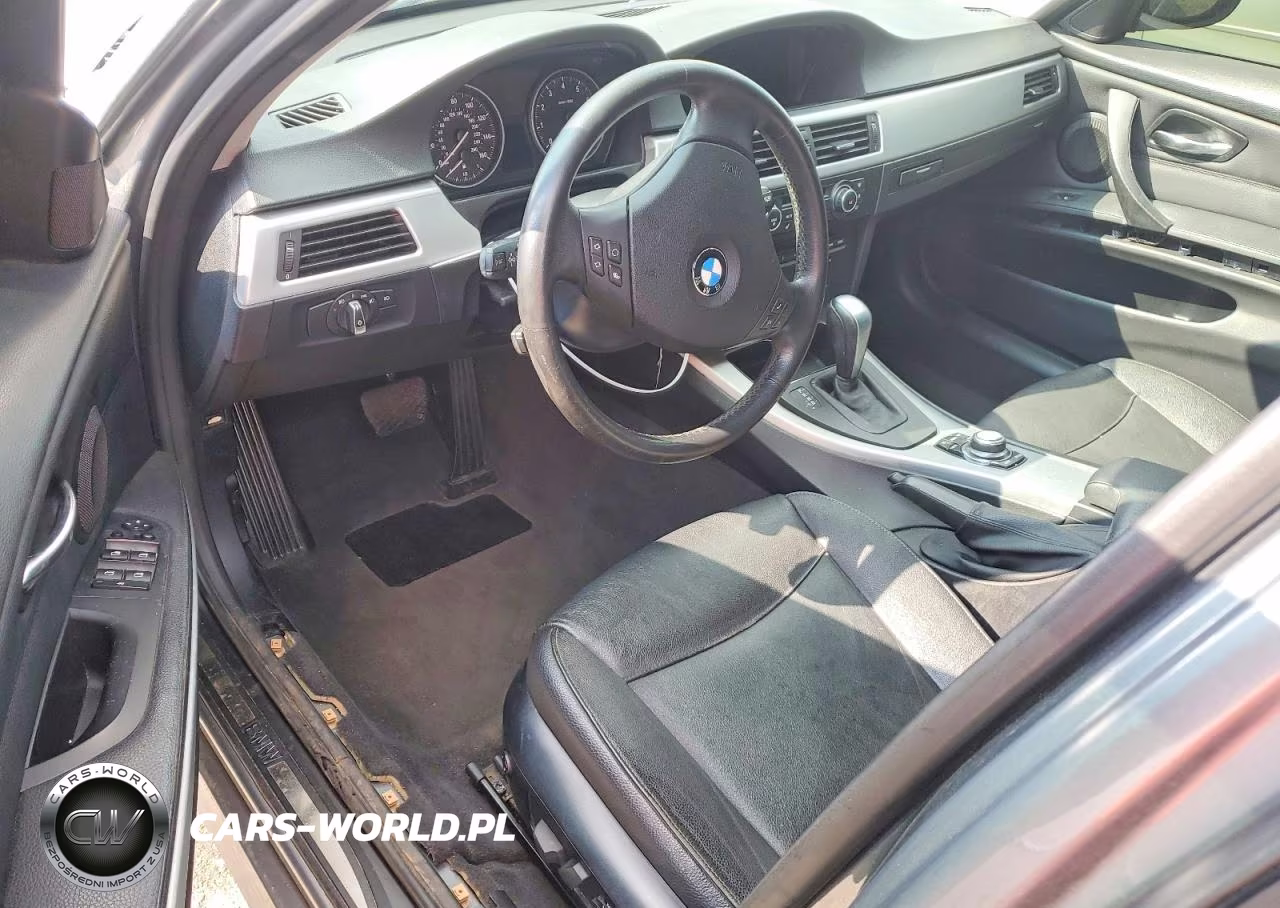 2011 BMW 335 Xi VIN:WBAPL5C57BA920728 - 8