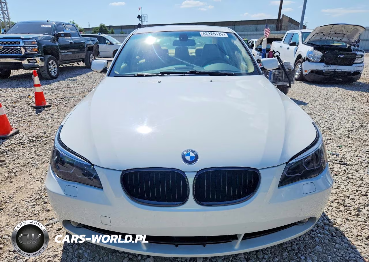 2007 BMW 525 Xi VIN:WBANF335X7CS41454 - 5