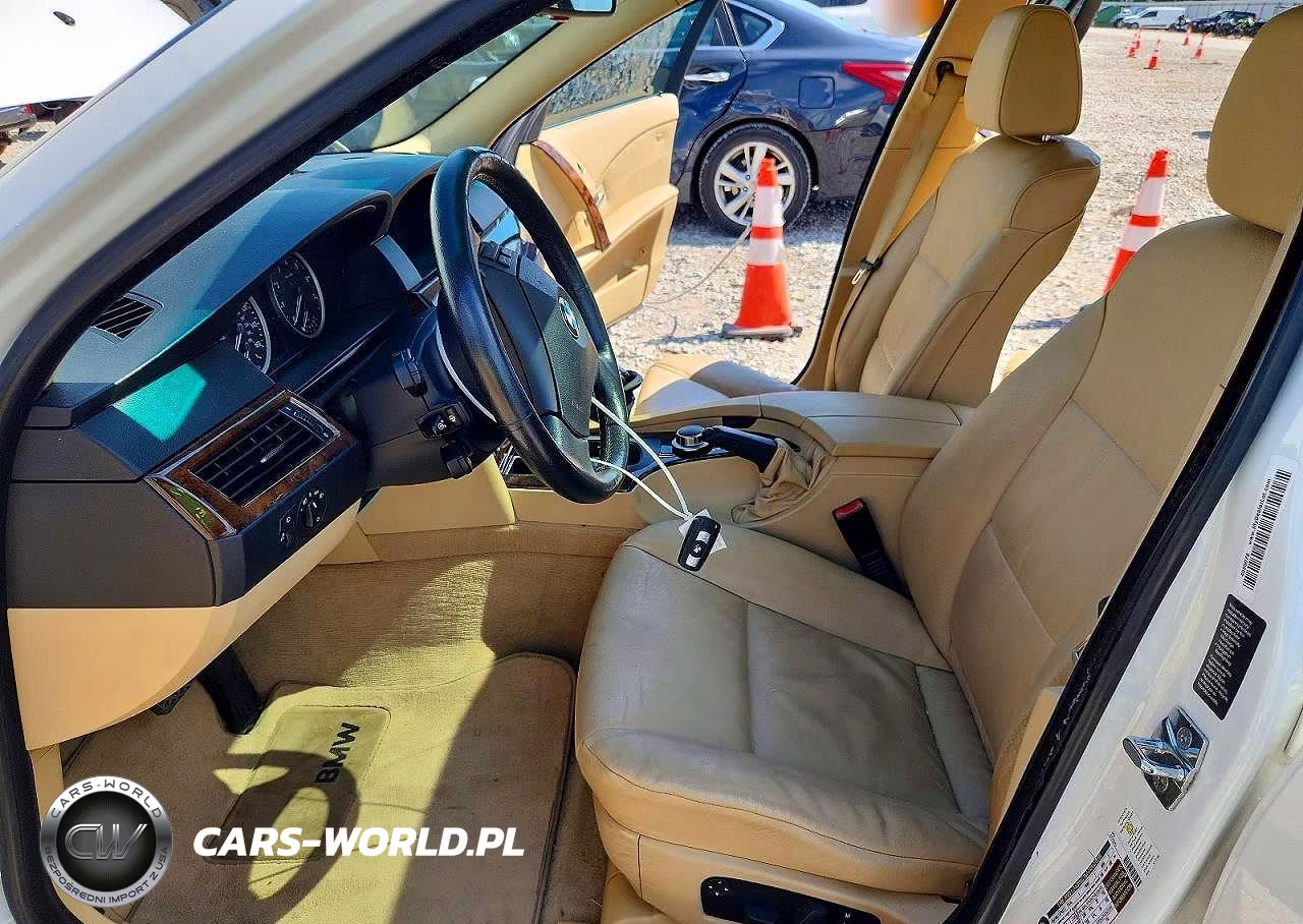 2007 BMW 525 Xi VIN:WBANF335X7CS41454 - 7