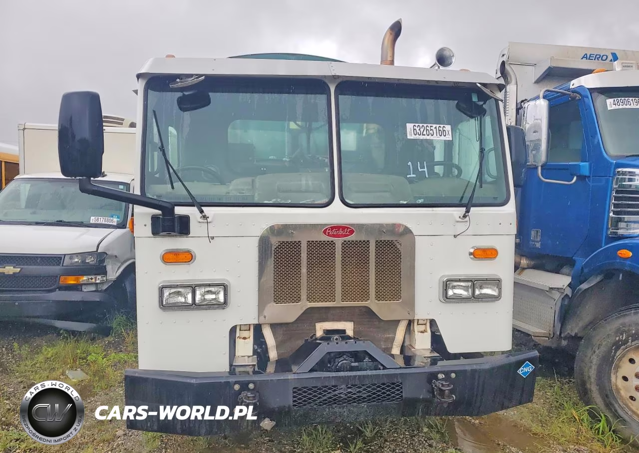 2016 Peterbilt 320 Refuse Truck VIN:3BPZLH0X4GF100625 - 5