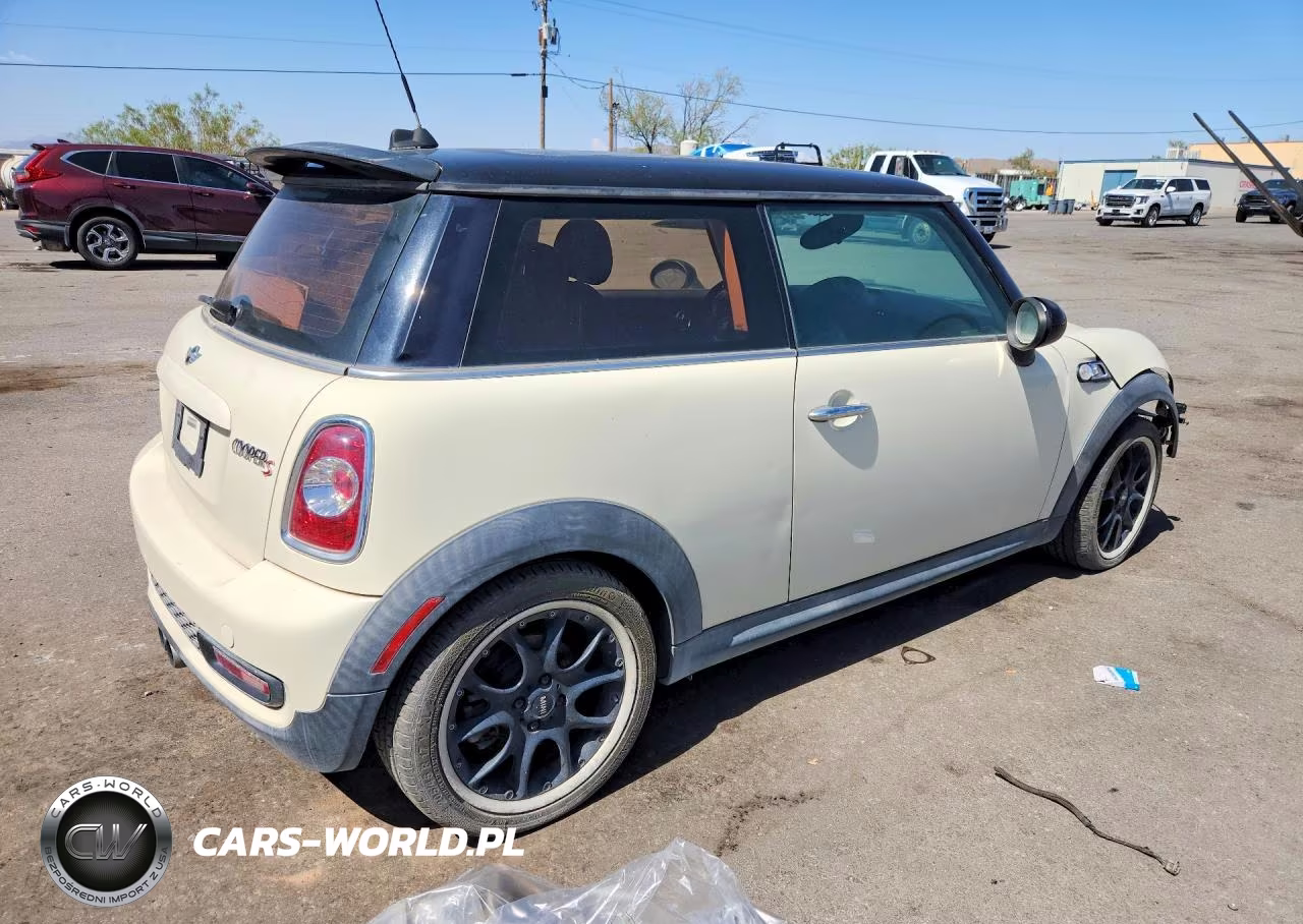 2011 Mini Cooper S VIN:WMWSV3C5XBTY12441 - 3
