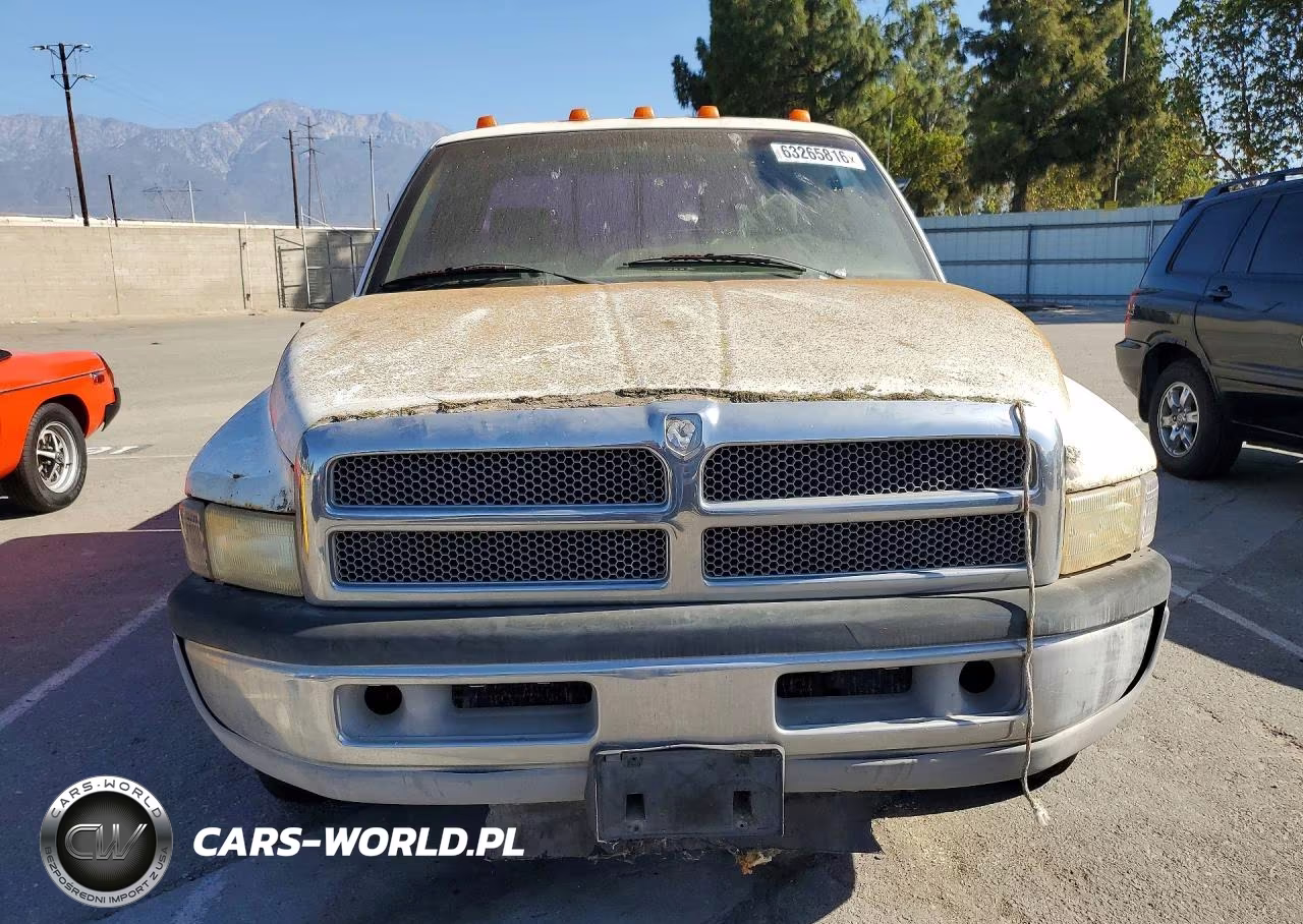1996 Dodge Ram 3500 VIN:3B7MC33C9TM135026 - 5