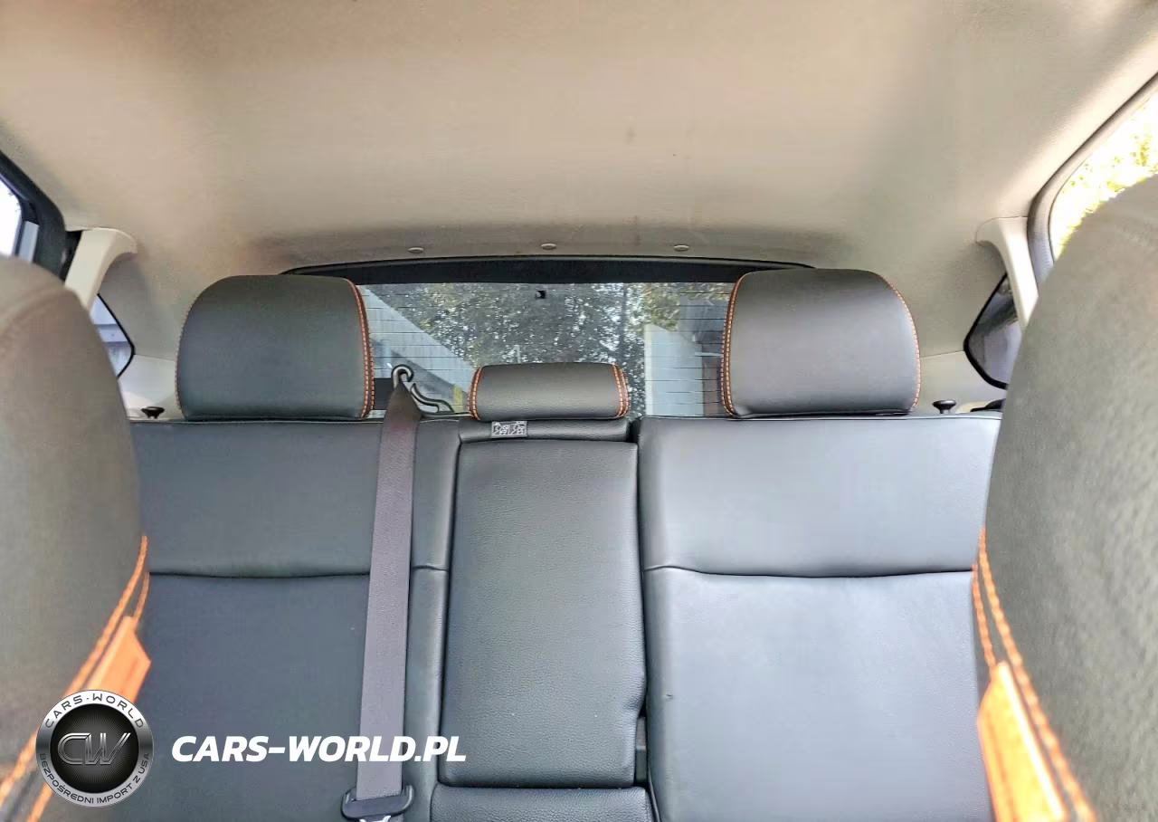 2016 Subaru Crosstrek Limited VIN:JF2GPANC2G8331758 - 10