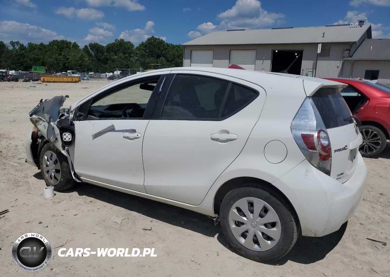 2014 Toyota Prius C VIN:JTDKDTB33E1575314 - 2
