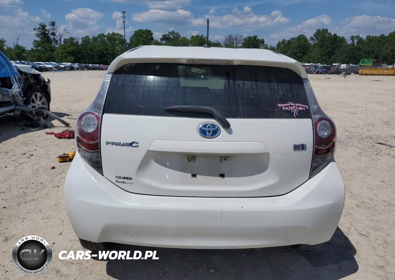 2014 Toyota Prius C VIN:JTDKDTB33E1575314 - 6