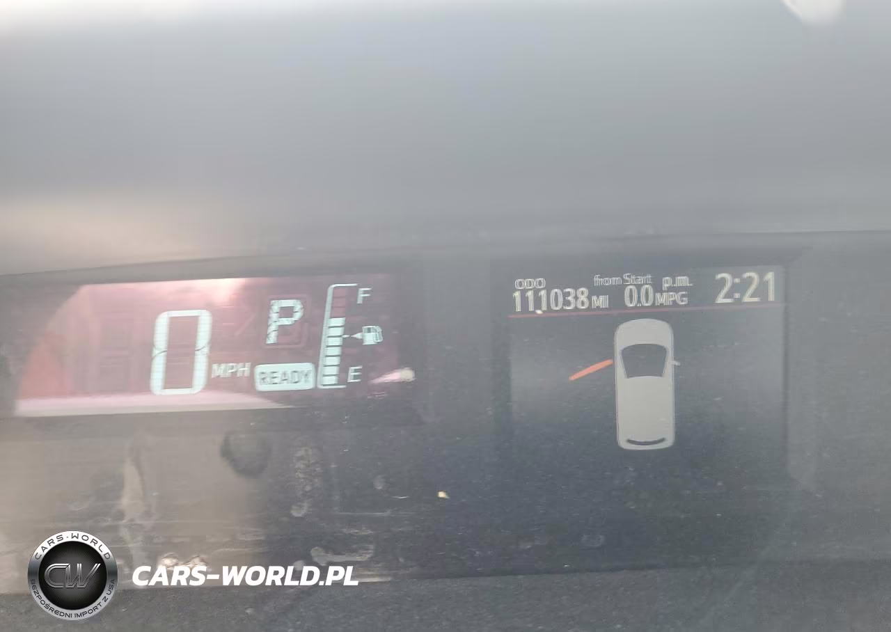 2014 Toyota Prius C VIN:JTDKDTB33E1575314 - 9