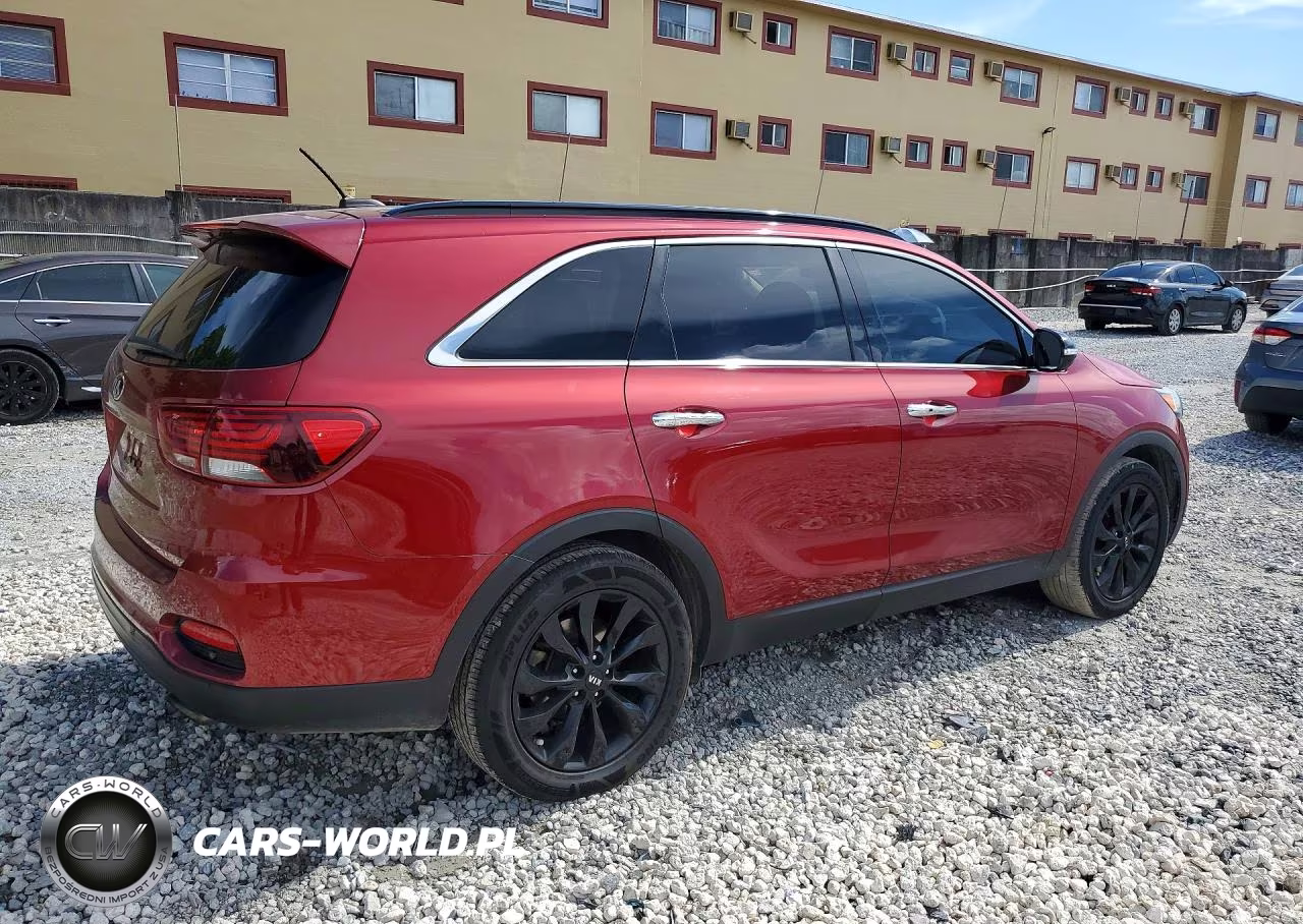 2020 Kia Sorento S VIN:5XYPG4A58LG695872 - 3