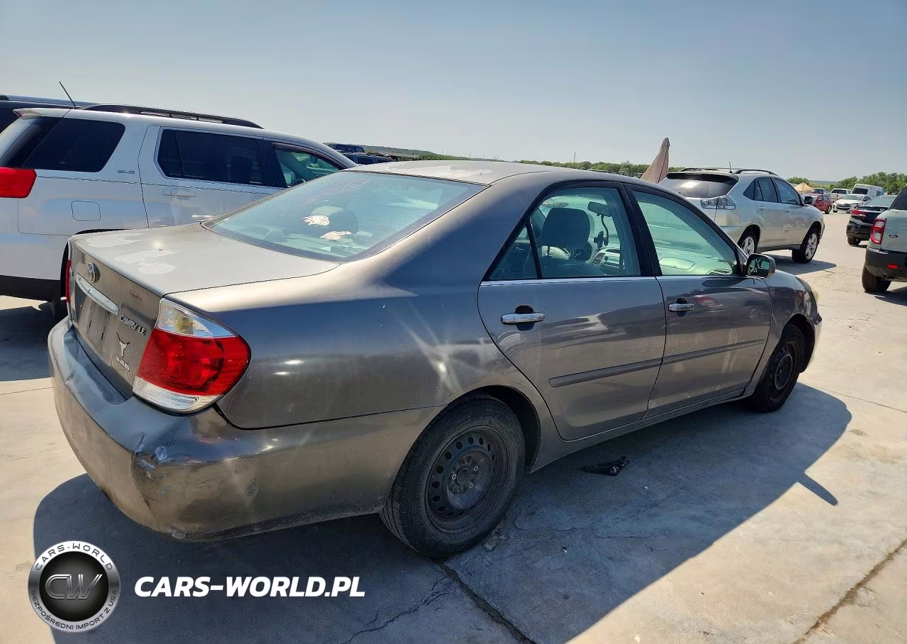 2006 Toyota Camry Le VIN:4T1BE32K56U679013 - 3