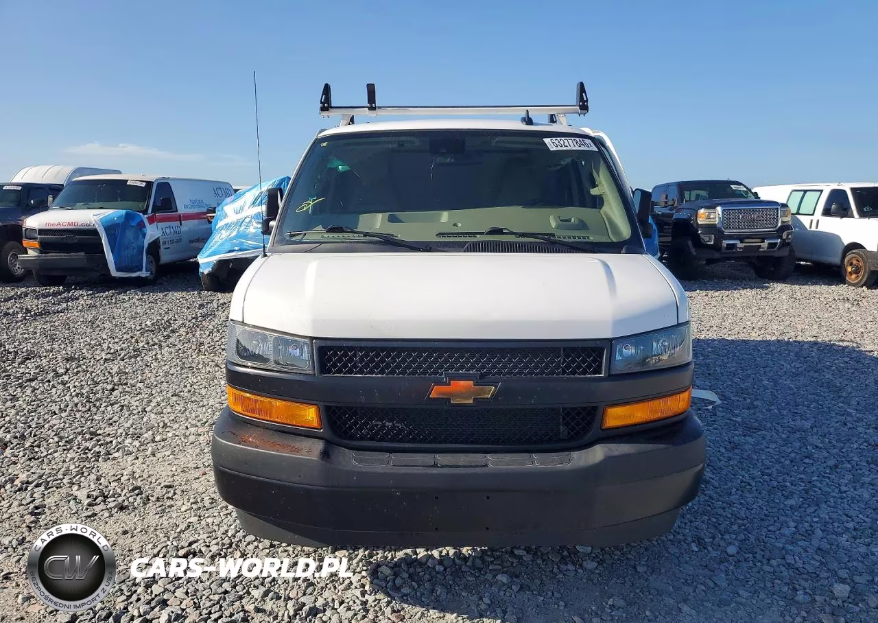 2025 Chevrolet Express G2500 VIN:1GCWGAF70S1144211 - 5
