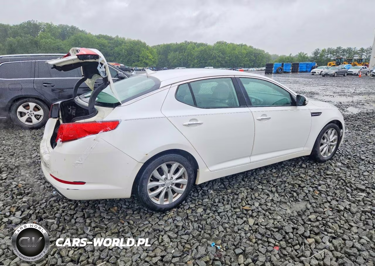 2012 Kia Optima Lx VIN:KNAGM4A77C5296807 - 3