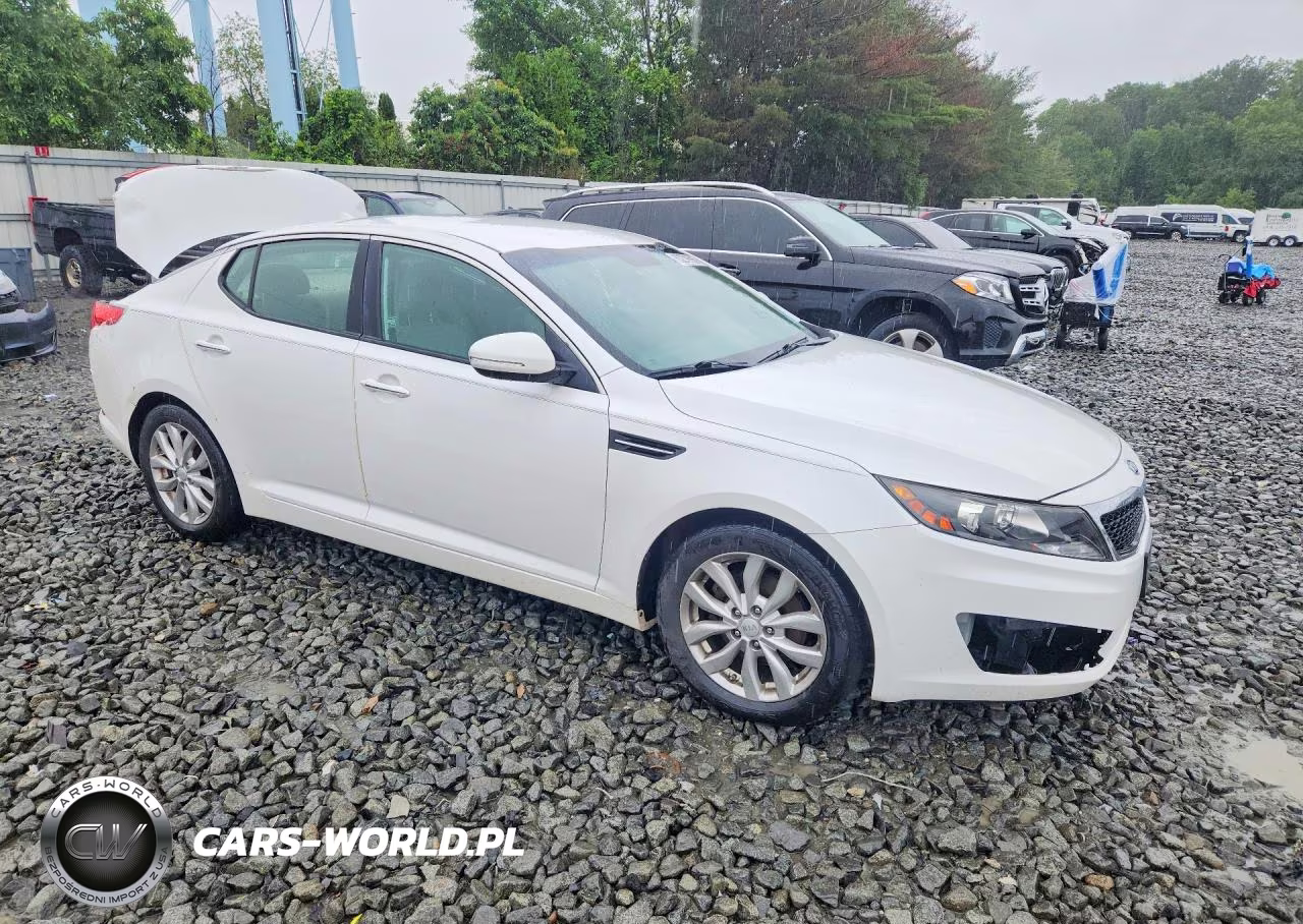 2012 Kia Optima Lx VIN:KNAGM4A77C5296807 - 4