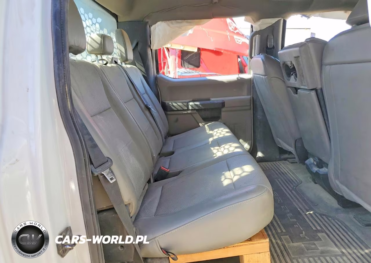 2022 Ford F-350 Chassis VIN:1FD8W3H62NED17361 - 10