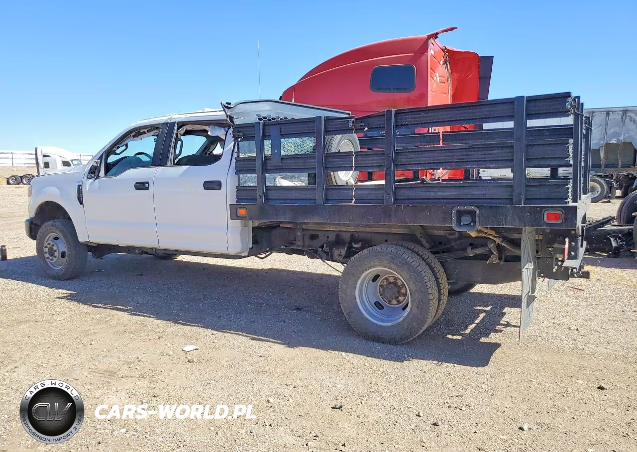 2022 Ford F-350 Chassis VIN:1FD8W3H62NED17361 - 2