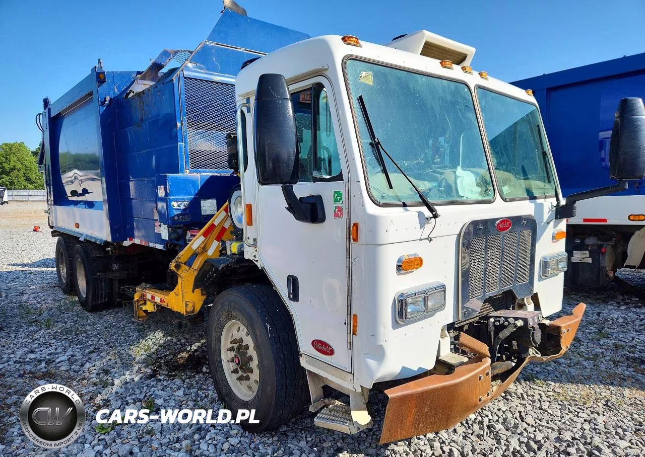 2016 Peterbilt 320 VIN:3BPZLJ0X9FF280268 - 4