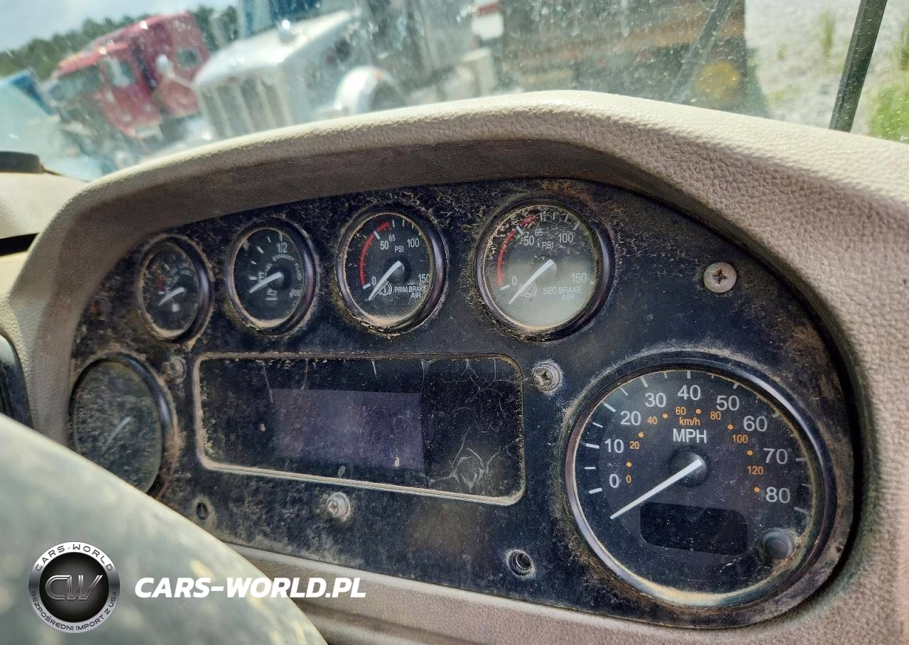 2016 Peterbilt 320 VIN:3BPZLJ0X9FF280268 - 9