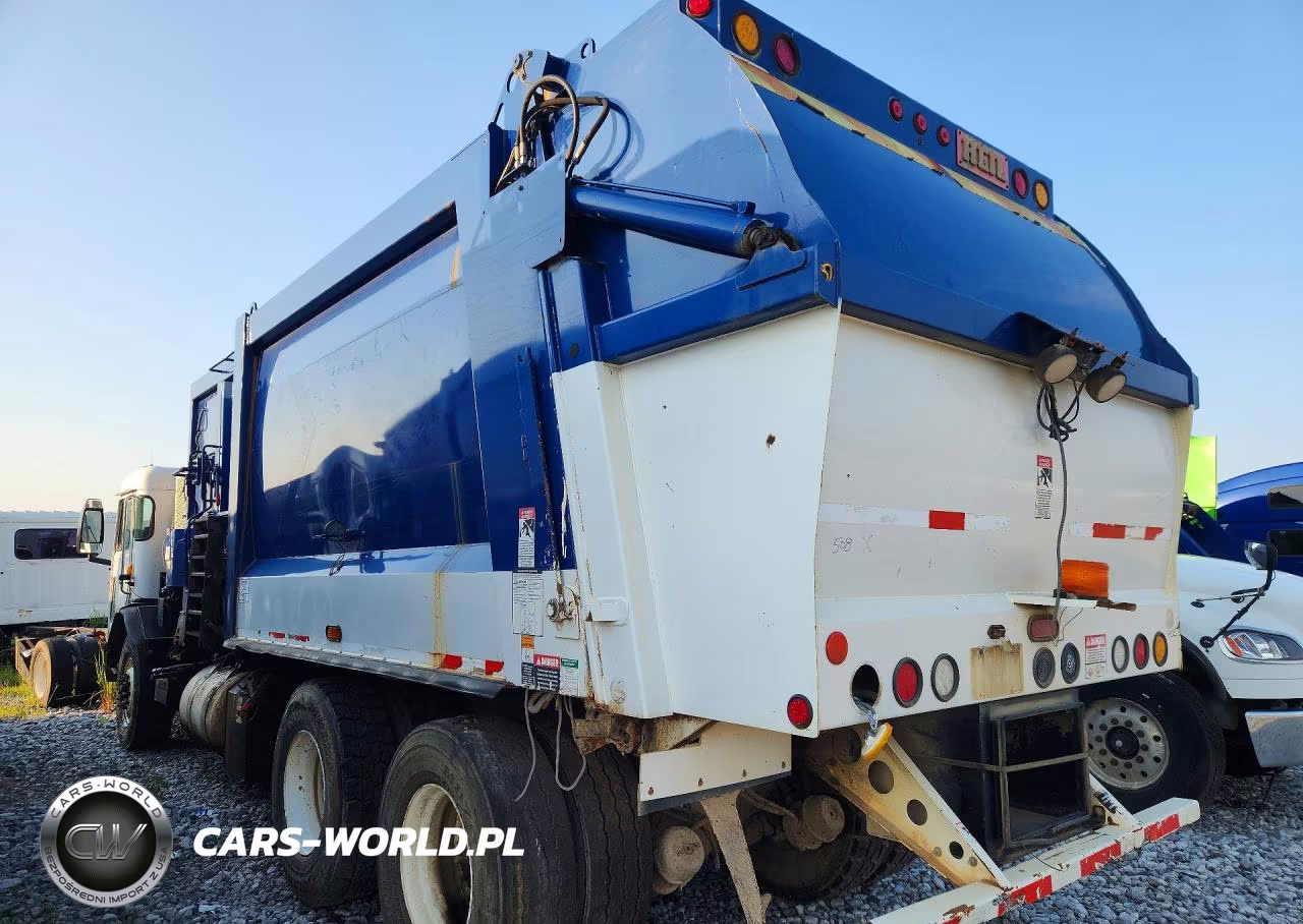 2016 Peterbilt 320 VIN:3BPZLJ0X3GF107105 - 2
