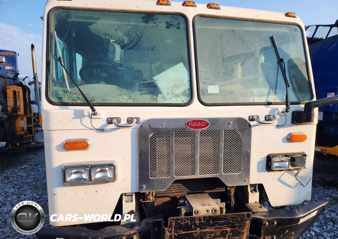 2016 Peterbilt 320 VIN:3BPZLJ0X3GF107105 - 5