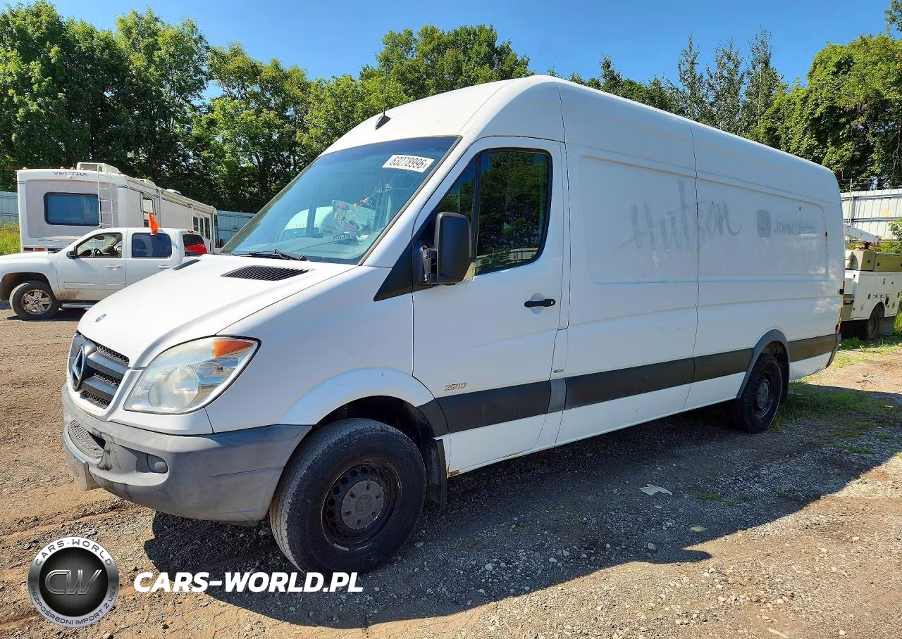 2013 Mercedes-Benz Sprinter 2500 Delivery Van
