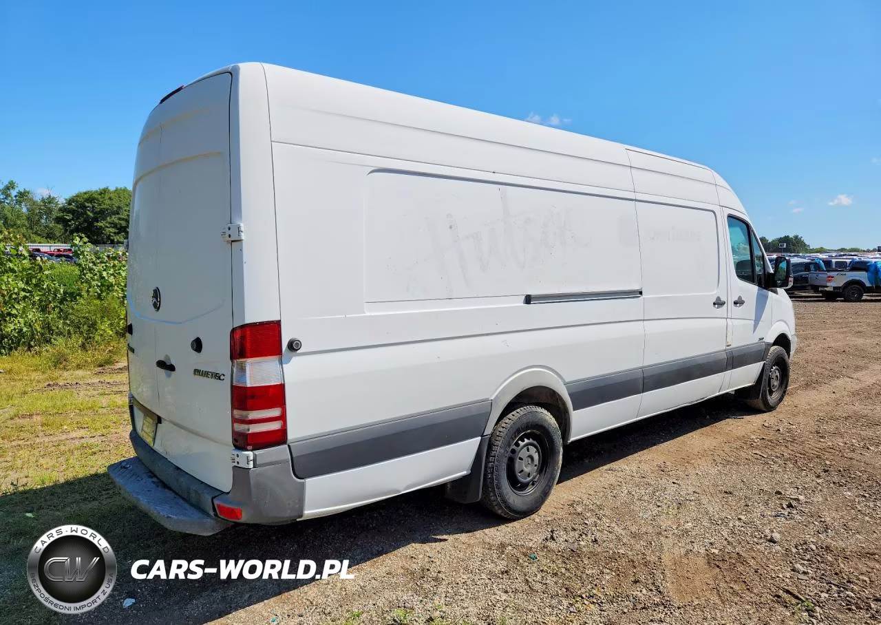 2013 Mercedes-Benz Sprinter 2500 Delivery Van VIN:WD3PE8CC7D5740376 - 3