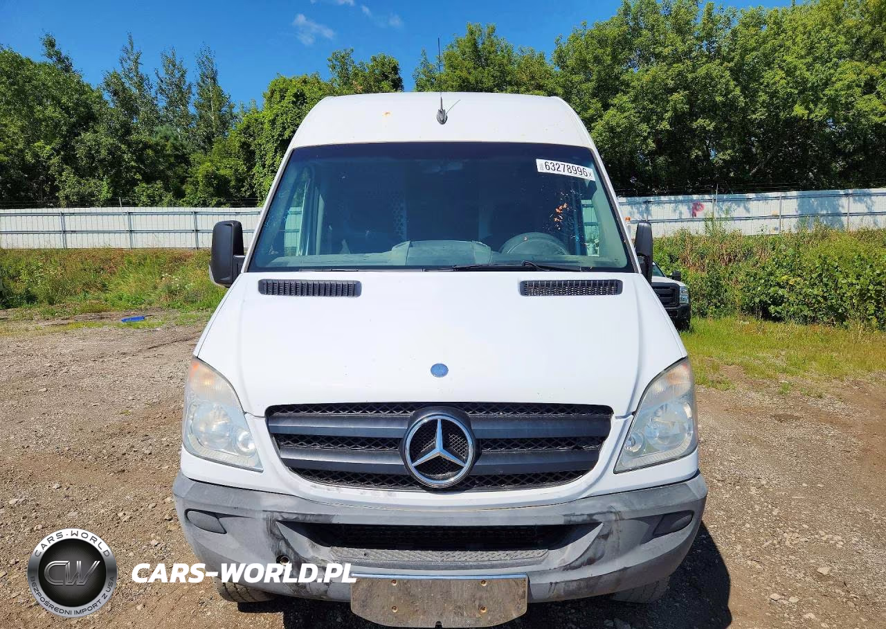 2013 Mercedes-Benz Sprinter 2500 Delivery Van VIN:WD3PE8CC7D5740376 - 5