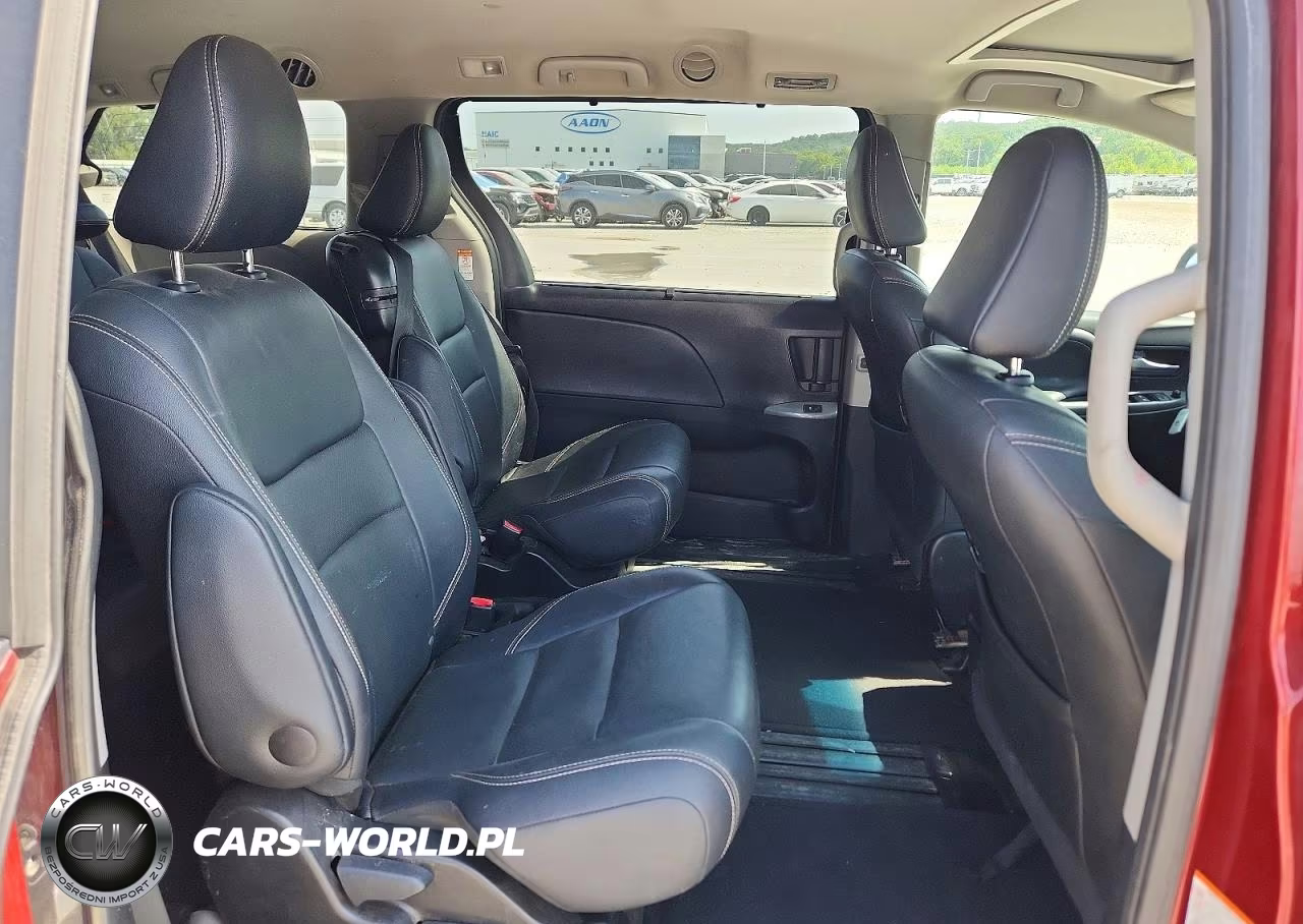 2015 Toyota Sienna Sport VIN:5TDXK3DC7FS536058 - 11