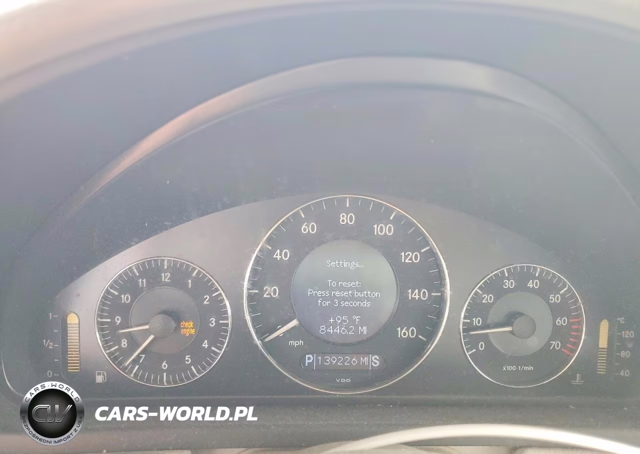 2005 Mercedes-Benz Clk VIN:WDBTJ75J15F149346 - 9