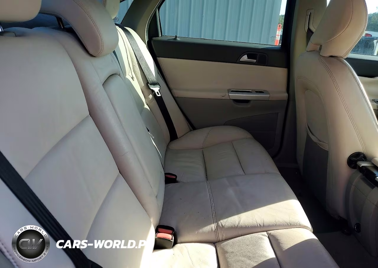 2011 Volvo S40 T5 VIN:YV1672MS0B2538454 - 10