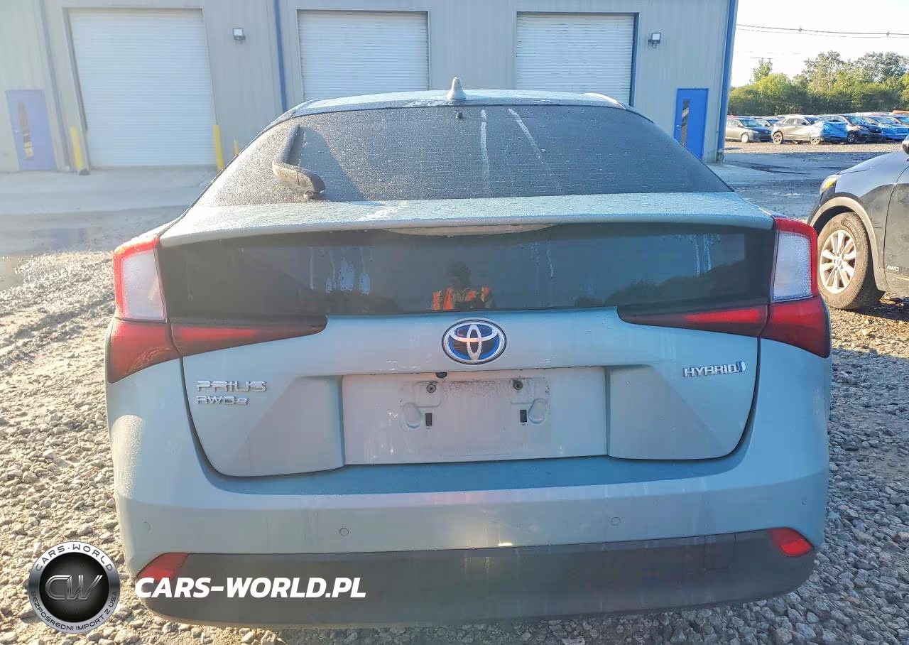 2020 Toyota Prius Le Awd-E VIN:JTDL9RFU2L3017130 - 6