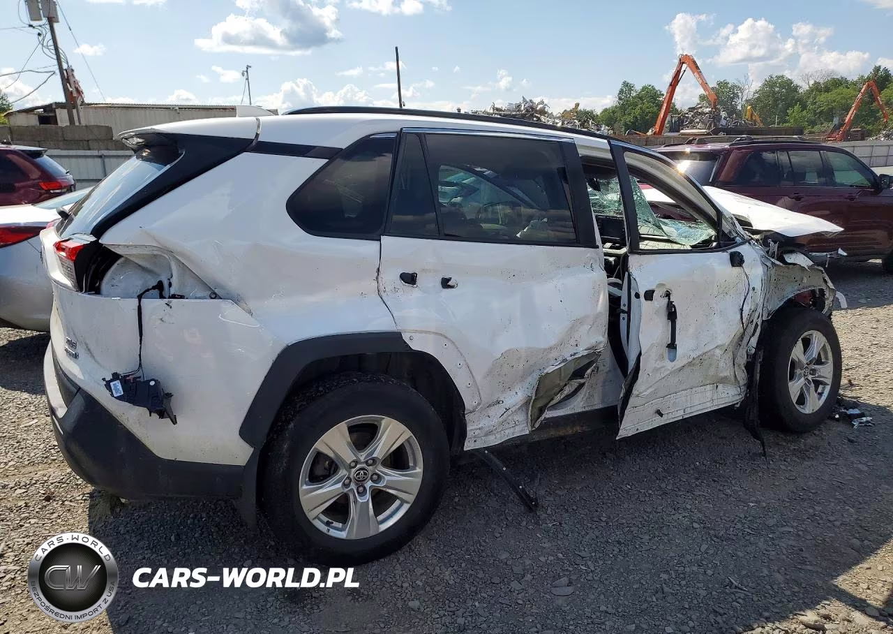 2021 Toyota Rav4 Xle VIN:4T3RWRFVXMU030010 - 3