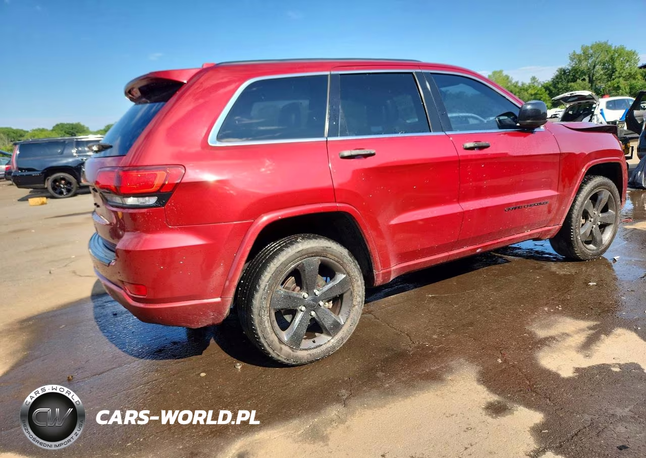 2015 Jeep Grand Cherokee Laredo VIN:1C4RJFAG0FC165783 - 3