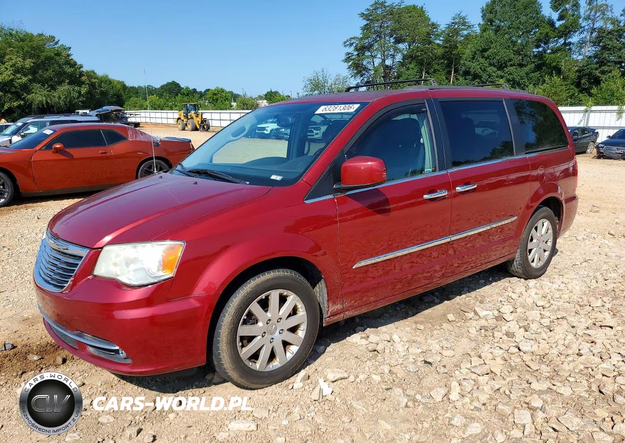 2014 Chrysler Town & Country Touring – zdjęcie 1 z 13