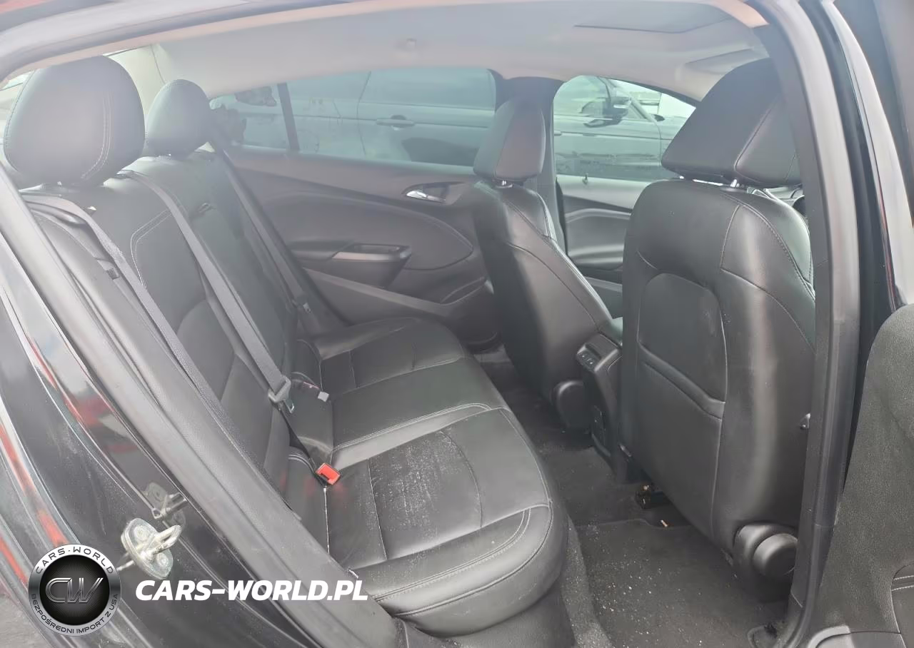 2018 Chevrolet Cruze Premier VIN:1G1BF5SMXJ7241862 - 10
