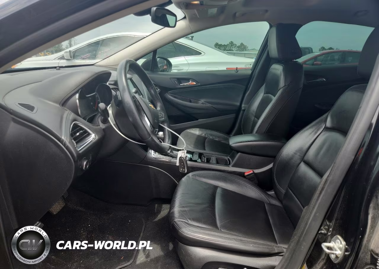 2018 Chevrolet Cruze Premier VIN:1G1BF5SMXJ7241862 - 7