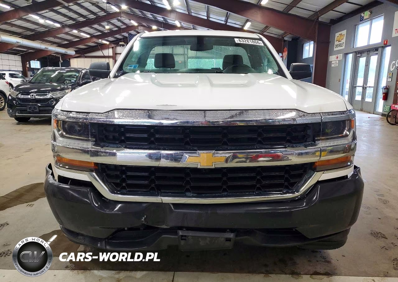 2018 Chevrolet Silverado C1500 Heavy Duty VIN:1GCNCNEH1JZ333314 - 5