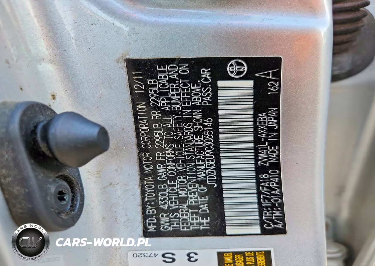 2012 Toyota Prius V Three VIN:JTDZN3EU9C3065146 - 13