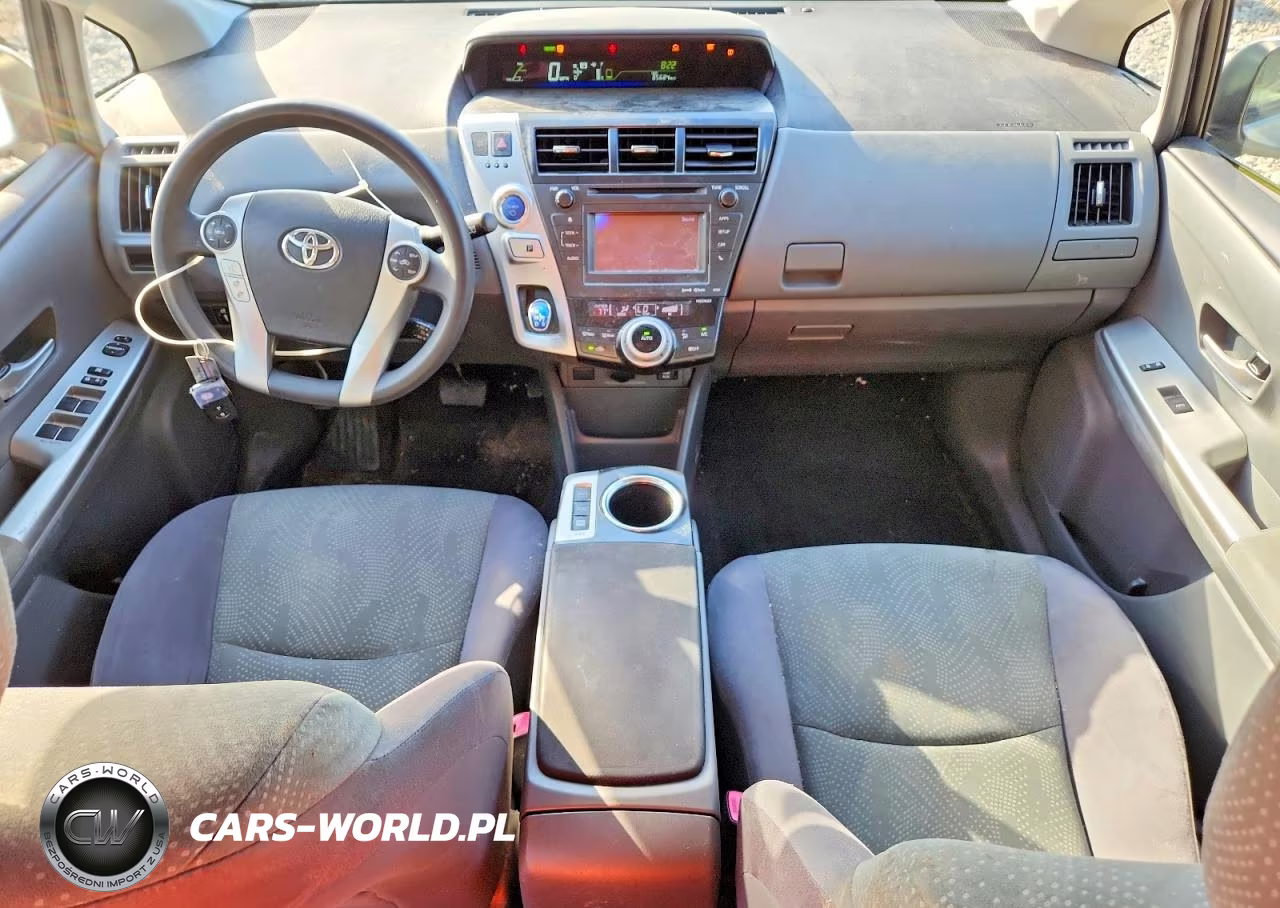 2012 Toyota Prius V Three VIN:JTDZN3EU9C3065146 - 8